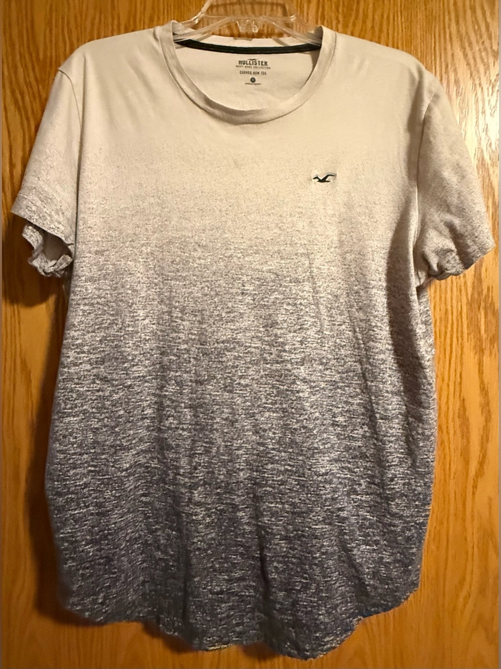 Hollister Men's White to Gray Gradient Crew Tee